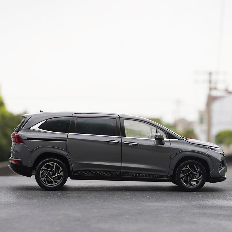 1:18 Beijing Hyundai CUSTO commercial vehicle MPV alloy car model for gift, toys, ornaments 1:18 Beijing Hyundai CUSTO commercial vehicle MPV alloy car model for gift, toys, ornaments