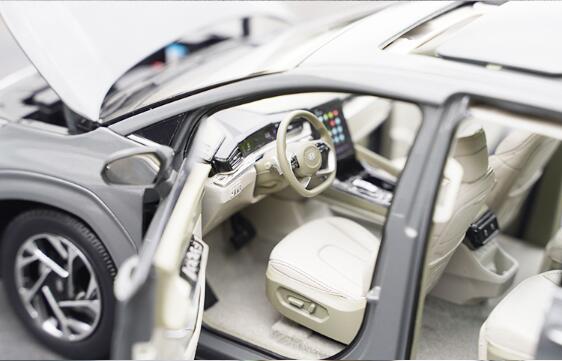 1:18 Beijing Hyundai CUSTO commercial vehicle MPV alloy car model for gift, toys, ornaments 1:18 Beijing Hyundai CUSTO commercial vehicle MPV alloy car model for gift, toys, ornaments