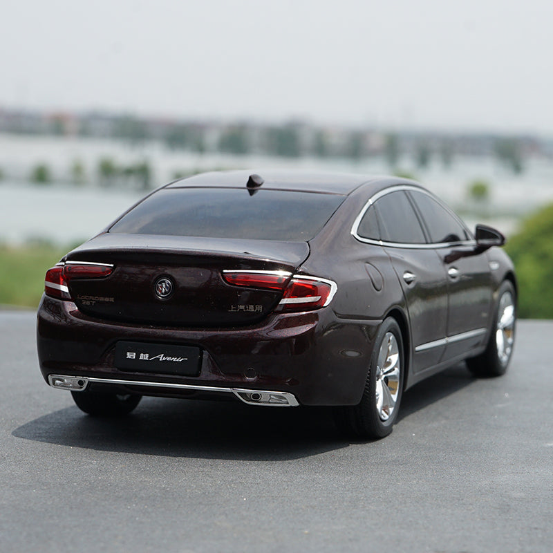 Original factory 1:18 SAIC GM Buick brand new generation of Lacrosse with bluetooth function Original factory 1:18 SAIC GM Buick brand new generation of Lacrosse with bluetooth function