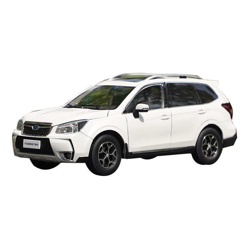 Original factory 1:18 Subaru Forester 2015 version classic simulation alloy car model for gift, toys Original factory 1:18 Subaru Forester 2015 version classic simulation alloy car model for gift, toys