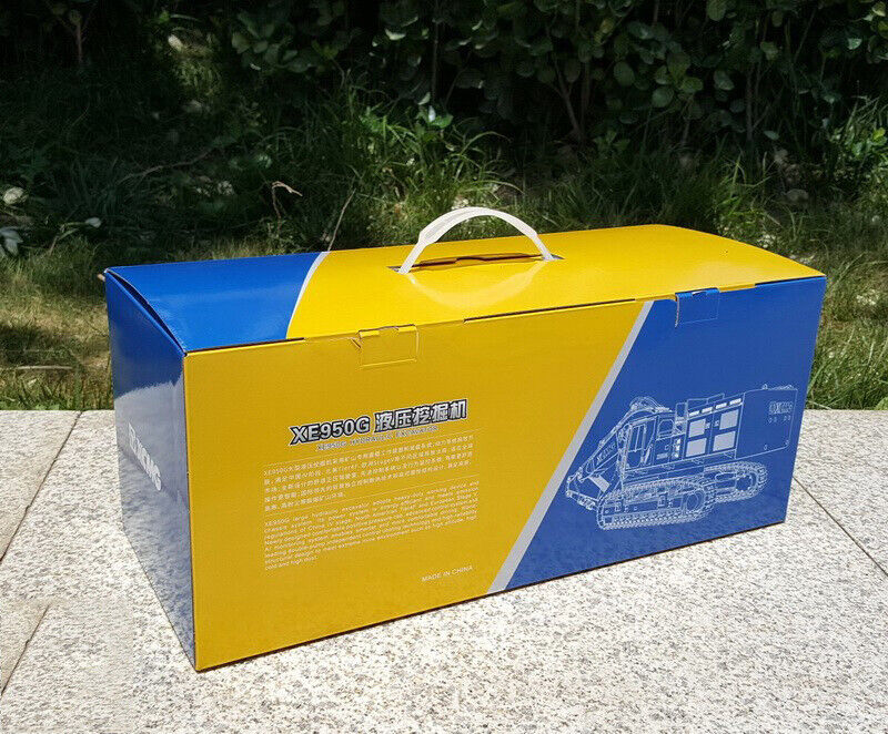 High Precision 1:35 XCMG XE950G Diecast crawler Large excavator DIECAST digger model for sale High Precision 1:35 XCMG XE950G Diecast crawler Large excavator DIECAST digger model for sale