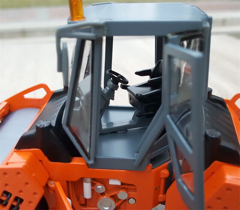 Musuem quality Collectiable 1:35 Wirtgen HD138 Hamm Double Cylinder roadroller model for sale Musuem quality Collectiable 1:35 Wirtgen HD138 Hamm Double Cylinder roadroller model for sale