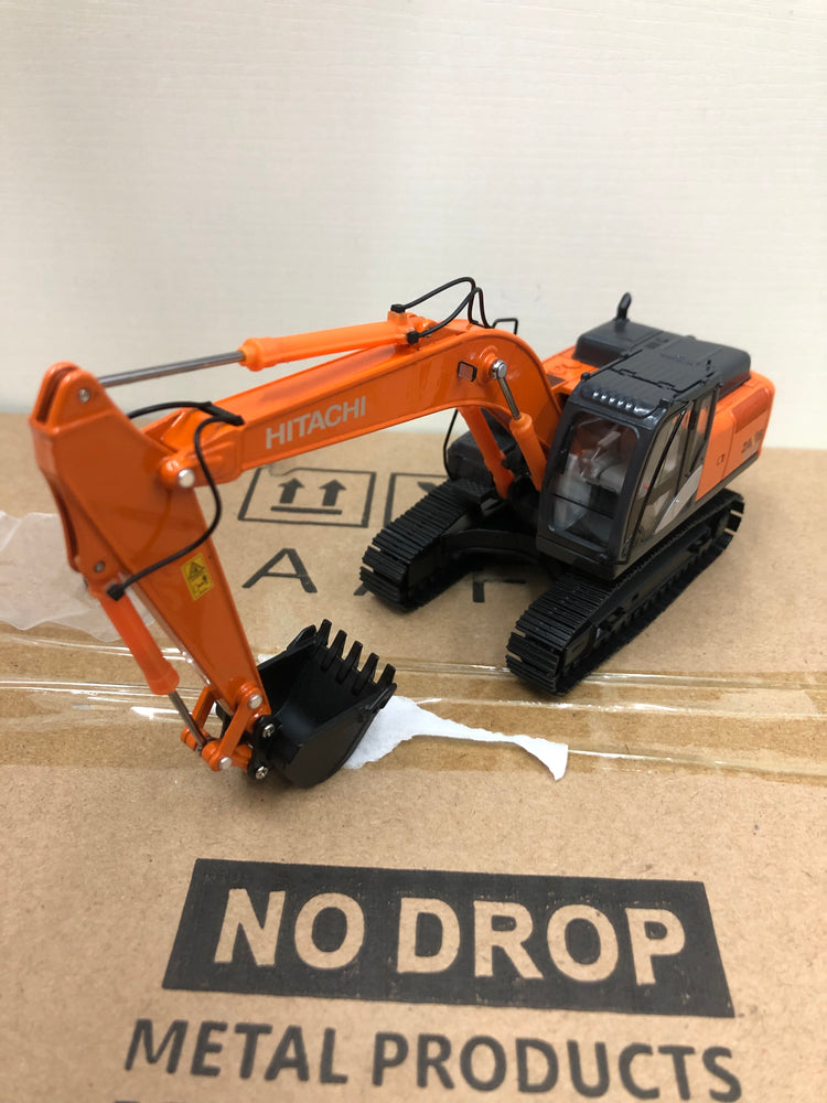 Hitachi Construction Excavator model 1:50 die cast Hitachi ZX200 digger miniature model kits Hitachi Construction Excavator model 1:50 die cast Hitachi ZX200 digger miniature model kits