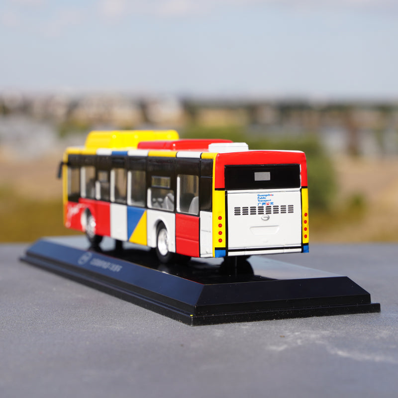 Original factory 1:64 BYD K9  K8 pure electric diecast bus model for toy gift Original factory 1:64 BYD K9  K8 pure electric diecast bus model for toy gift