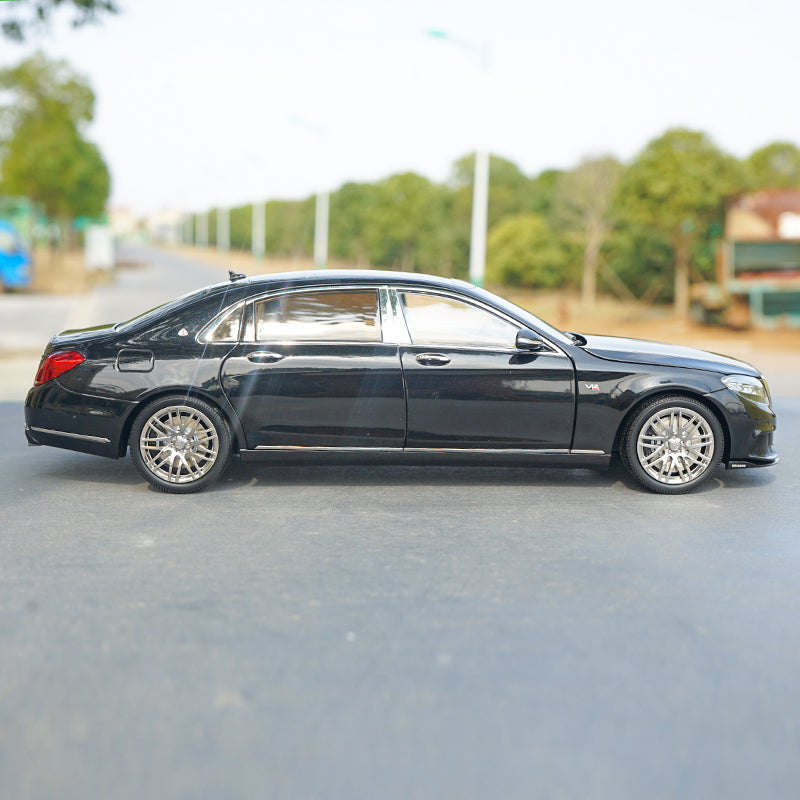 High classic 1:18 Almost Real AR Maybach S series brabus 900 diecast car model with small gift High classic 1:18 Almost Real AR Maybach S series brabus 900 diecast car model with small gift