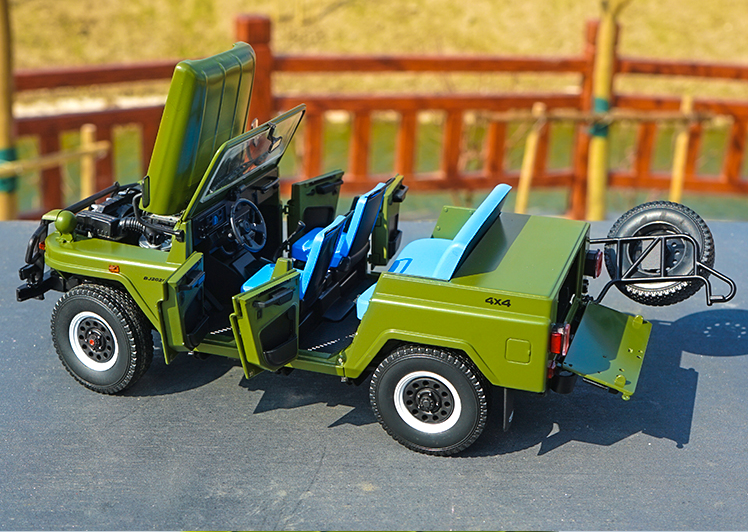 Original factory authentic 1:18 Beijing Jeep 2020 BJ2020 patrol wagon diecast metal SUV car model with small gift Original factory authentic 1:18 Beijing Jeep 2020 BJ2020 patrol wagon diecast metal SUV car model with small gift
