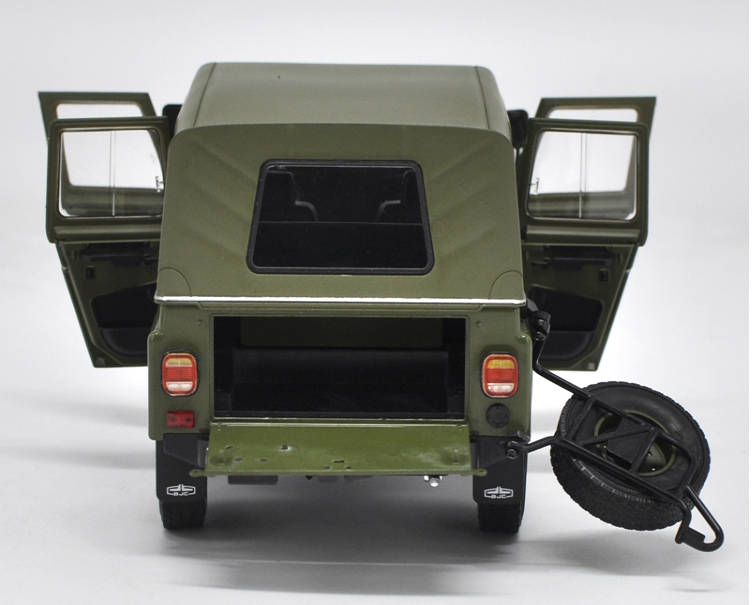 Original factory authentic 1:18 Beijing Jeep 2020 BJ2020 patrol wagon diecast metal SUV car model with small gift Original factory authentic 1:18 Beijing Jeep 2020 BJ2020 patrol wagon diecast metal SUV car model with small gift
