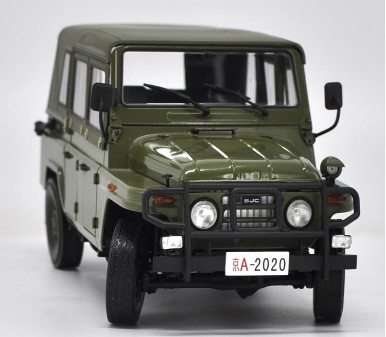 Original factory authentic 1:18 Beijing Jeep 2020 BJ2020 patrol wagon diecast metal SUV car model with small gift Original factory authentic 1:18 Beijing Jeep 2020 BJ2020 patrol wagon diecast metal SUV car model with small gift