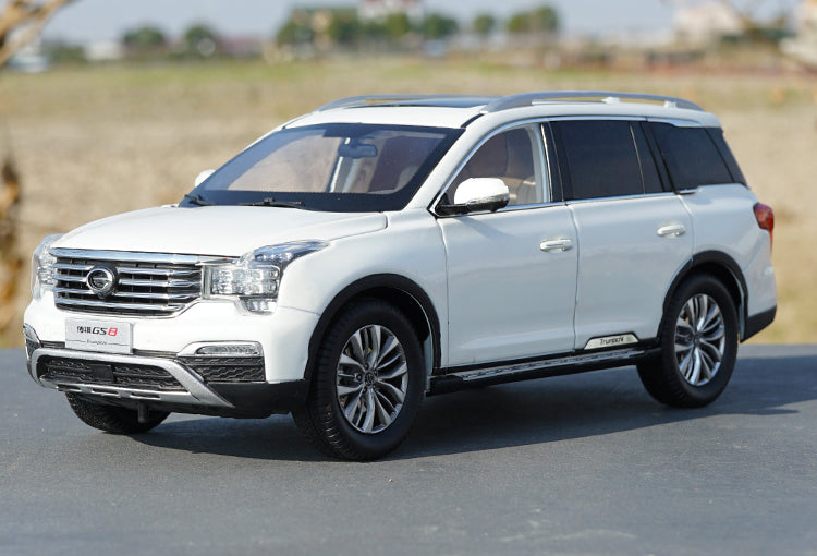 Original factory authentic 1:18 GAC GS8 Trumpchi 2016 off-road vehicle diecast car model with small gift Original factory authentic 1:18 GAC GS8 Trumpchi 2016 off-road vehicle diecast car model with small gift