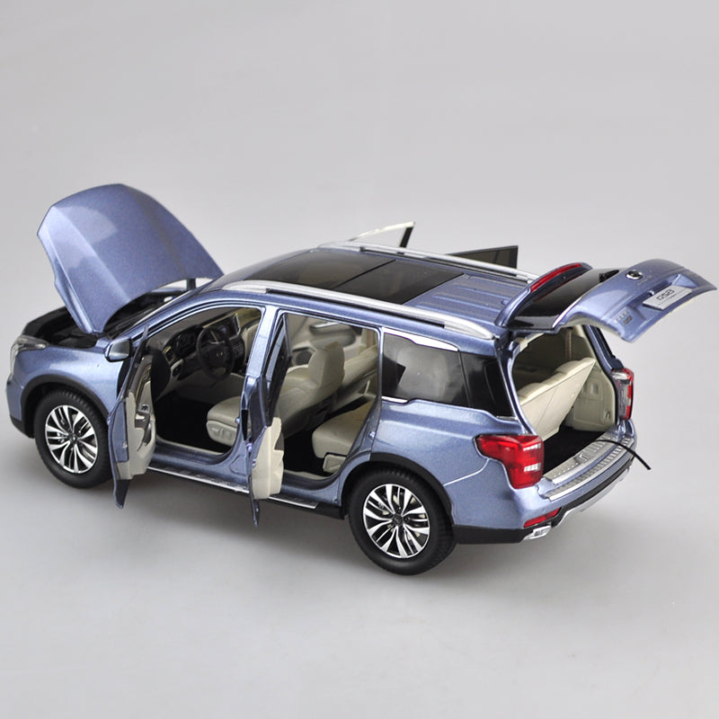 Original factory authentic 1:18 GAC GS8 Trumpchi 2016 off-road vehicle diecast car model with small gift Original factory authentic 1:18 GAC GS8 Trumpchi 2016 off-road vehicle diecast car model with small gift
