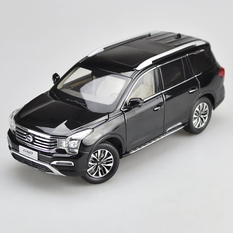 Original factory authentic 1:18 GAC GS8 Trumpchi 2016 off-road vehicle diecast car model with small gift Original factory authentic 1:18 GAC GS8 Trumpchi 2016 off-road vehicle diecast car model with small gift