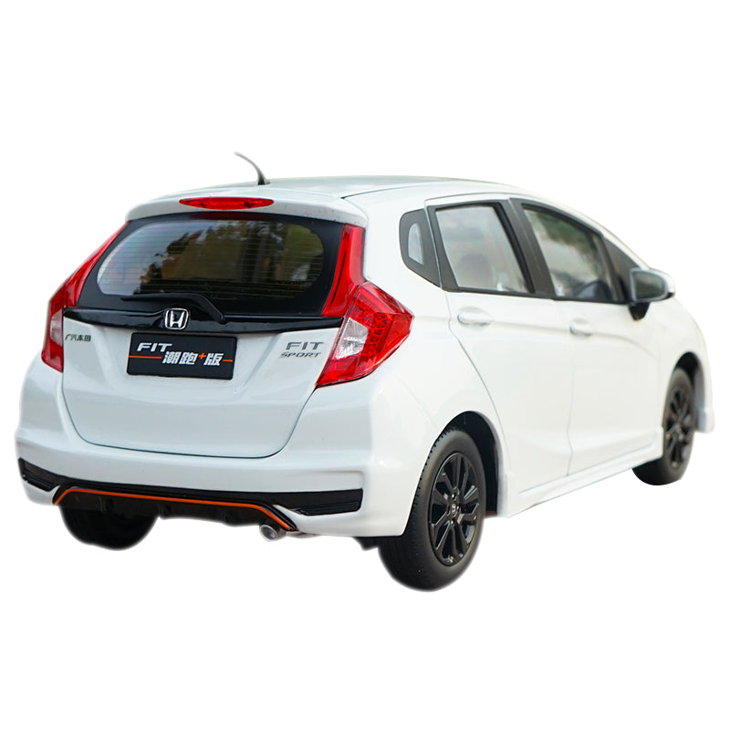 Original factory authentic 1:18 Honda FIT 2018 sport Jazz blue/green hatchback diecast car model for gift, toys, collection Original factory authentic 1:18 Honda FIT 2018 sport Jazz blue/green hatchback diecast car model for gift, toys, collection