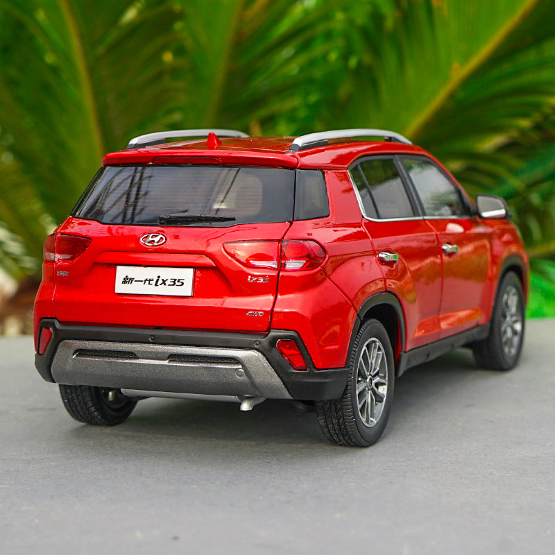 1/18 Hyundai IX35 2018 New generation Die-cast Model Car 1/18 Hyundai IX35 2018 New generation Die-cast Model Car