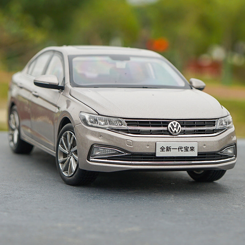 1:18 Scale VW Volkswagen BORA 2019 Metal Diecast Car Model for gift, collection, toys 1:18 Scale VW Volkswagen BORA 2019 Metal Diecast Car Model for gift, collection, toys