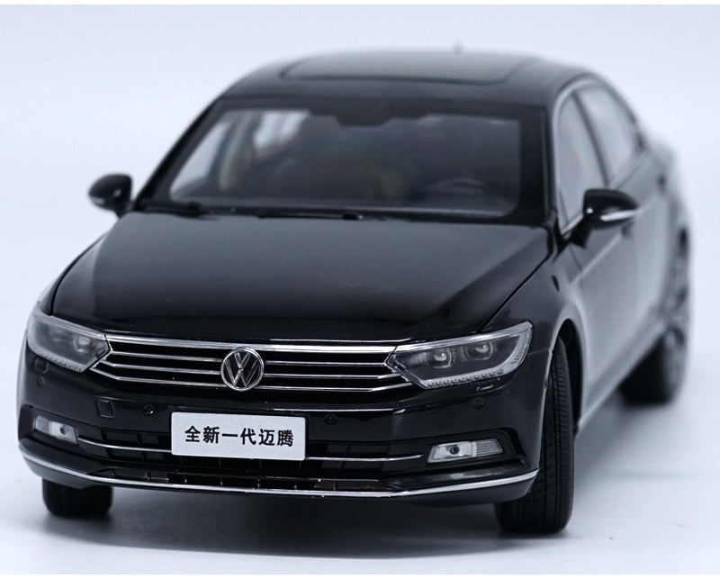 Original factory authentic 1:18 VW Magotan Passat B8 2017 Static Simulation Diecast car models for gift, toys, collection Original factory authentic 1:18 VW Magotan Passat B8 2017 Static Simulation Diecast car models for gift, toys, collection