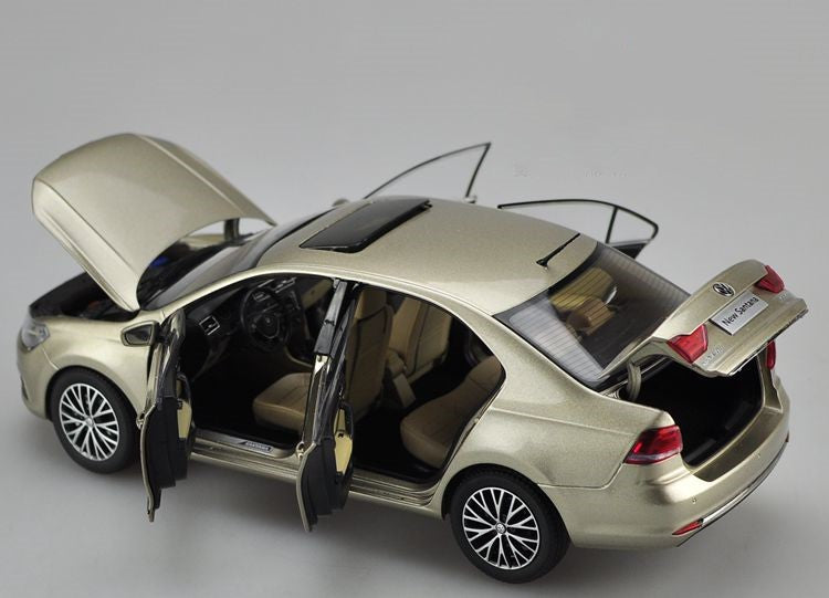 Original factory authentic 1:18 VW New santana 2017 version diecast car model with small gift Original factory authentic 1:18 VW New santana 2017 version diecast car model with small gift