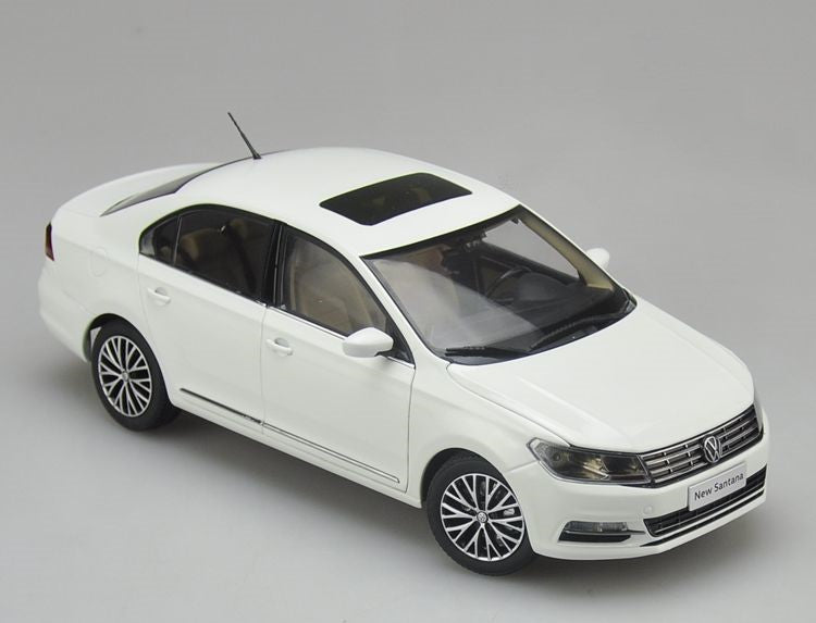 Original factory authentic 1:18 VW New santana 2017 version diecast car model with small gift Original factory authentic 1:18 VW New santana 2017 version diecast car model with small gift