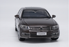 Original factory authentic 1:18 VW PHIDEON alloy toy scale model, diecast car model with small gift Original factory authentic 1:18 VW PHIDEON alloy toy scale model, diecast car model with small gift