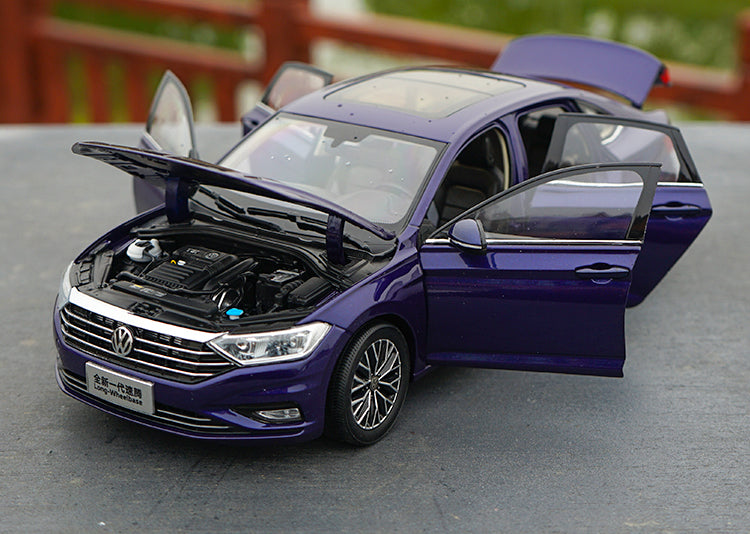 1:18 Volkswagen Sagitar Long-Wheelbase 2019 car model for gift, collection, toys 1:18 Volkswagen Sagitar Long-Wheelbase 2019 car model for gift, collection, toys