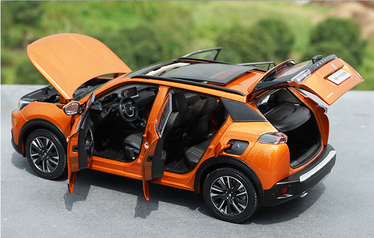 High quality collectiable 1:18 Dongfeng PEUGEOT Brand new generation 2008 diecast SUV car model for gift, collection High quality collectiable 1:18 Dongfeng PEUGEOT Brand new generation 2008 diecast SUV car model for gift, collection