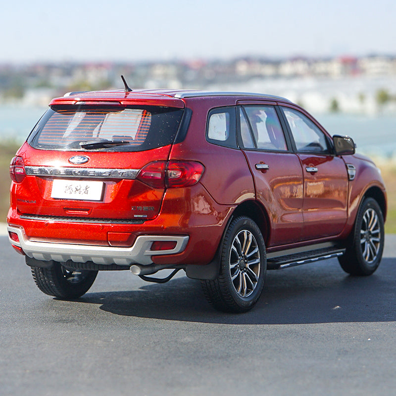 original factory Jiangling 1:18 JMC Ford Everest 2019 version diecast SUV car model for birthday/Christmas gift original factory Jiangling 1:18 JMC Ford Everest 2019 version diecast SUV car model for birthday/Christmas gift