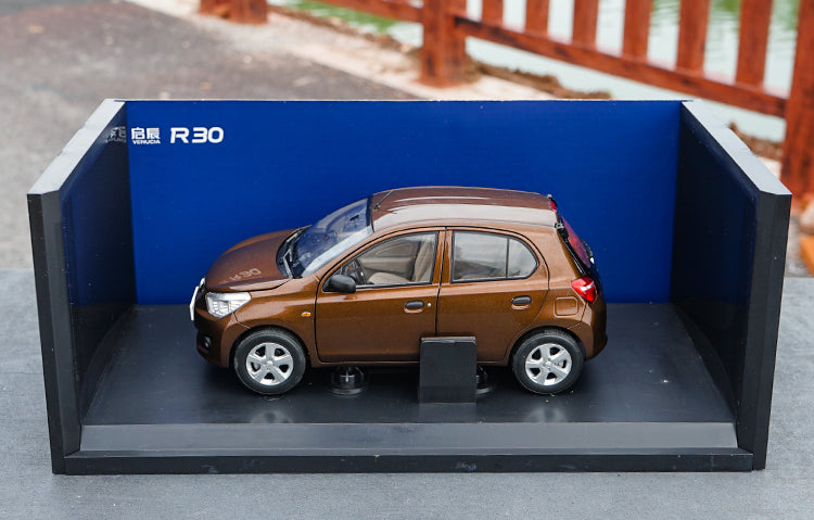 Original factory authentic 1:18 Nissan VENUCIA R30 suv diecast car model with small gift Original factory authentic 1:18 Nissan VENUCIA R30 suv diecast car model with small gift