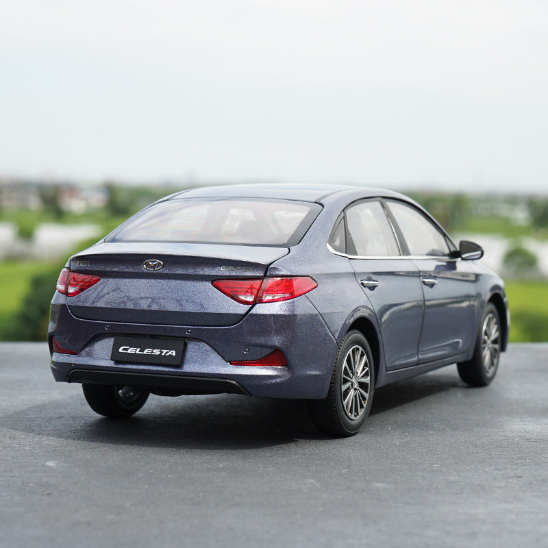 High quality collectiable 1:18 Beijing Hyundai Elantra CELESTA diecast car model for gift, collection High quality collectiable 1:18 Beijing Hyundai Elantra CELESTA diecast car model for gift, collection
