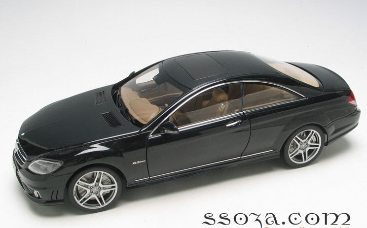 1 18 Autoart Mercedes-benz CL63 Amg Silver diecast model car 1 18 Autoart Mercedes-benz CL63 Amg Silver diecast model car