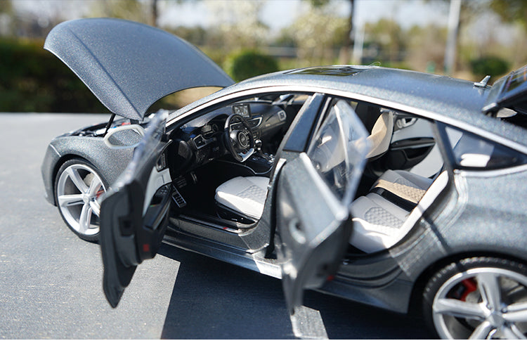 High quality classic authentic Kengfai 1:18 2016 Audi RS7 Sportback diecast alloy car model for gift,collection High quality classic authentic Kengfai 1:18 2016 Audi RS7 Sportback diecast alloy car model for gift,collection