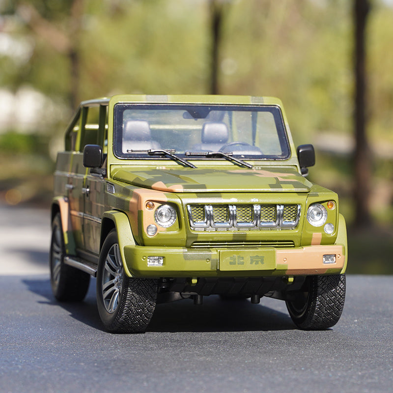 Original factory 1:18 BAIC Beijing  Jeep B80C BJ80J diecast military vehicle Parade car guide car alloy off-road vehicle model for gift Original factory 1:18 BAIC Beijing  Jeep B80C BJ80J diecast military vehicle Parade car guide car alloy off-road vehicle model for gift