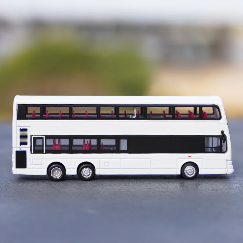 Classic 1:120 Hong Kong double-decker Denis B9 diecast alloy bus model for gift, toy Classic 1:120 Hong Kong double-decker Denis B9 diecast alloy bus model for gift, toy
