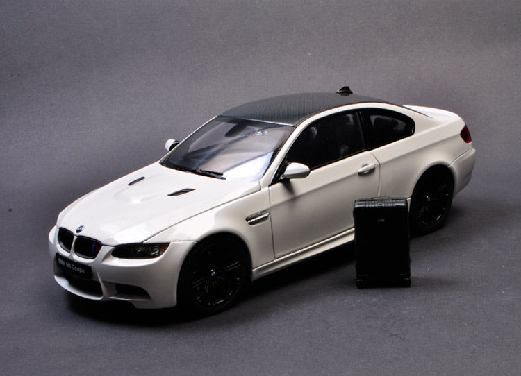 Original high quality Red/White/Black 1:18 Kyosho BMW M3 E92 Coupe diecast car models for gift, collection Original high quality Red/White/Black 1:18 Kyosho BMW M3 E92 Coupe diecast car models for gift, collection