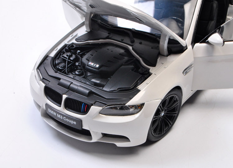 Original high quality Red/White/Black 1:18 Kyosho BMW M3 E92 Coupe diecast car models for gift, collection Original high quality Red/White/Black 1:18 Kyosho BMW M3 E92 Coupe diecast car models for gift, collection