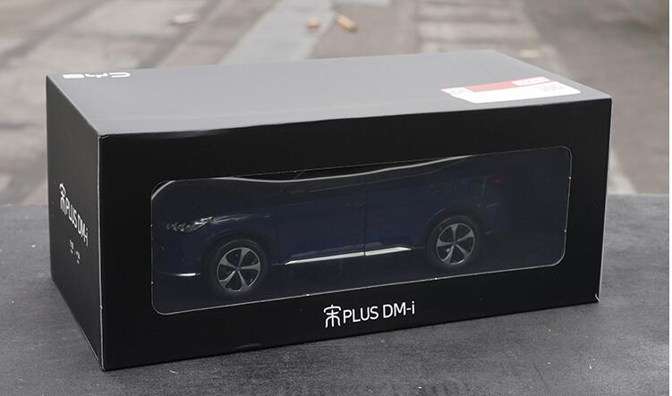 1:18 Original factory BYD Song PLUS DM-I 2022 Diecast car model Blue Color collectiable car models 1:18 Original factory BYD Song PLUS DM-I 2022 Diecast car model Blue Color collectiable car models