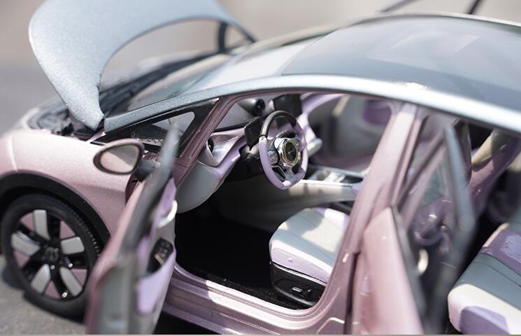 1:18 original factory BYD dolphin 2021 pure electric car model alloy simulation model, pink car model 1:18 original factory BYD dolphin 2021 pure electric car model alloy simulation model, pink car model