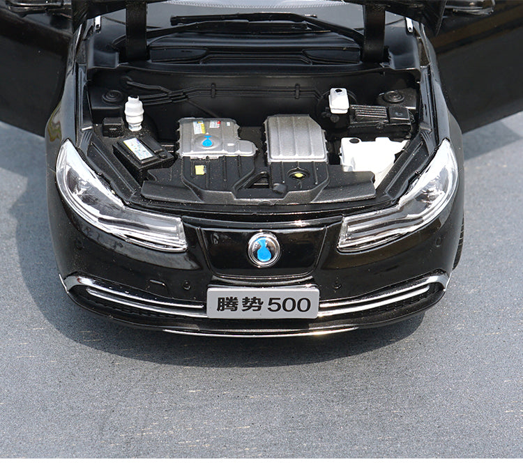 High quality black/white 1:18 BYD Denza 500 Diecast SUV car model For kids toy vehicle High quality black/white 1:18 BYD Denza 500 Diecast SUV car model For kids toy vehicle