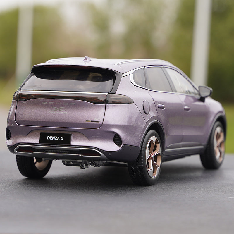Original factory 1:18 Denza X Diecast BYD new energy electric alloy car model for toy, gift Original factory 1:18 Denza X Diecast BYD new energy electric alloy car model for toy, gift