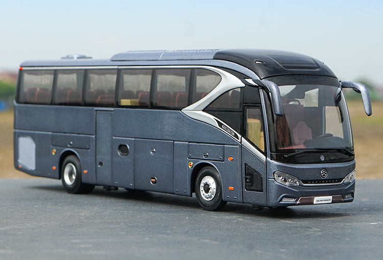 Diecast 1:42 Xiamen Golden Dragon XML6129 Navigator bus model with small gift Diecast 1:42 Xiamen Golden Dragon XML6129 Navigator bus model with small gift