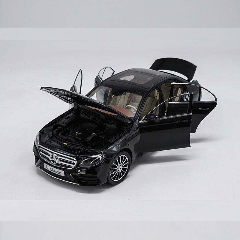 1:18 Mercedes-benz E300 E Class 300l Die Cast Model 1:18 Mercedes-benz E300 E Class 300l Die Cast Model