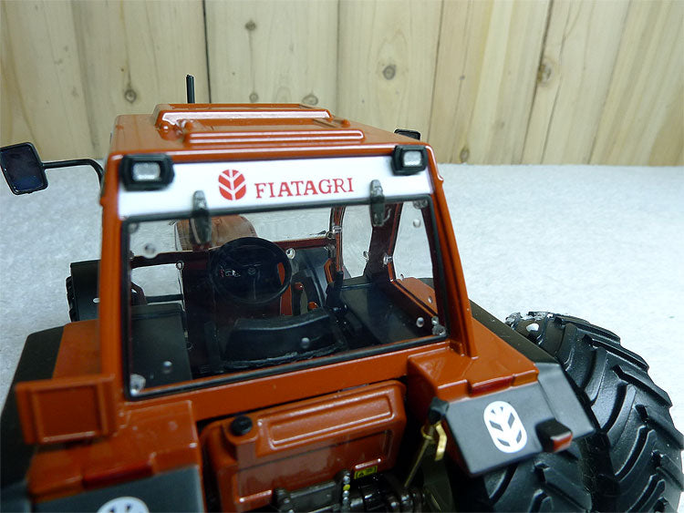 French REP 1:32 FIAT 100-90 Fiat New Holland six-wheeled agricultural vehicle Tractor model French REP 1:32 FIAT 100-90 Fiat New Holland six-wheeled agricultural vehicle Tractor model