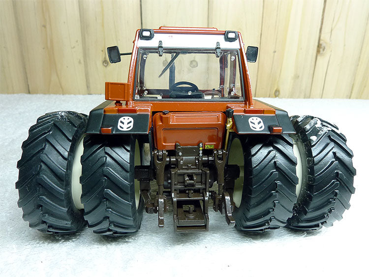 French REP 1:32 FIAT 100-90 Fiat New Holland six-wheeled agricultural vehicle Tractor model French REP 1:32 FIAT 100-90 Fiat New Holland six-wheeled agricultural vehicle Tractor model