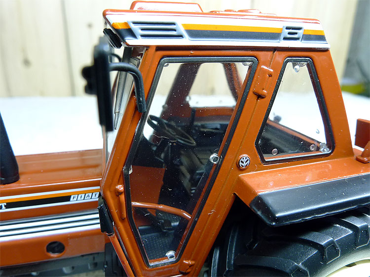 French REP 1:32 FIAT 100-90 Fiat New Holland six-wheeled agricultural vehicle Tractor model French REP 1:32 FIAT 100-90 Fiat New Holland six-wheeled agricultural vehicle Tractor model