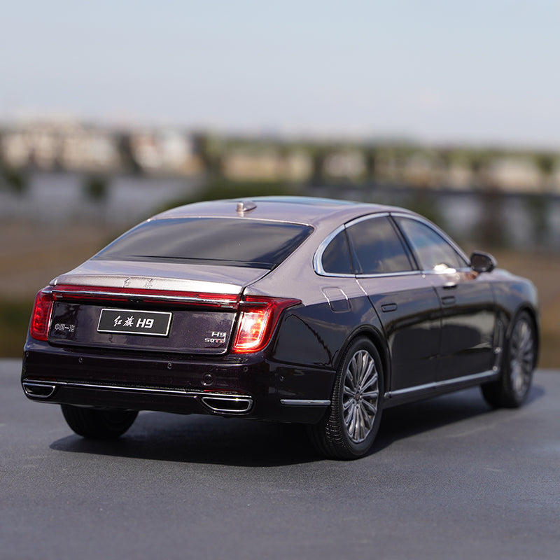 Original factory 1:18 century Dragon FAW Red flag Hongqi H9 diecast parade alloy car model for gift, collection Original factory 1:18 century Dragon FAW Red flag Hongqi H9 diecast parade alloy car model for gift, collection