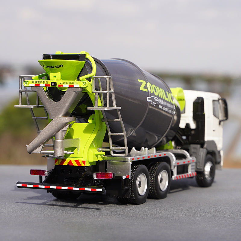 Original 1:38 Zoomlion diecast concrete cement mixer HINO 700 alloy engineering truck model for gift Original 1:38 Zoomlion diecast concrete cement mixer HINO 700 alloy engineering truck model for gift