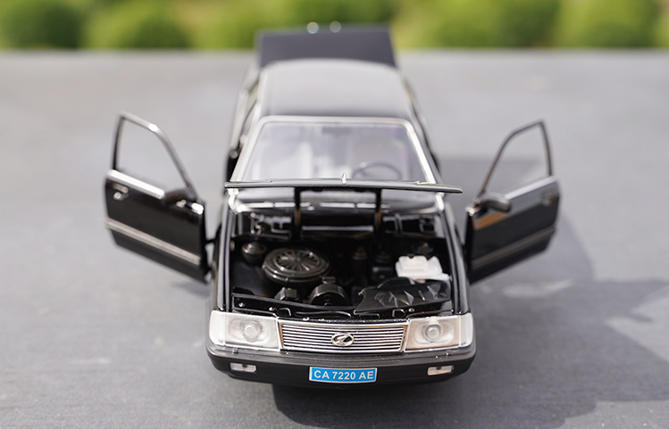 Original 1:18 FAW Hongqi CA7220 AE diecast alloy car model for collection, gift Original 1:18 FAW Hongqi CA7220 AE diecast alloy car model for collection, gift