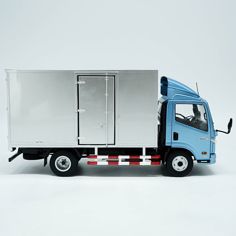 Original Authentic 1:18 Alloy toy IVECO Leap beyond C300 Diecast truck models, metal container truck for gift Original Authentic 1:18 Alloy toy IVECO Leap beyond C300 Diecast truck models, metal container truck for gift