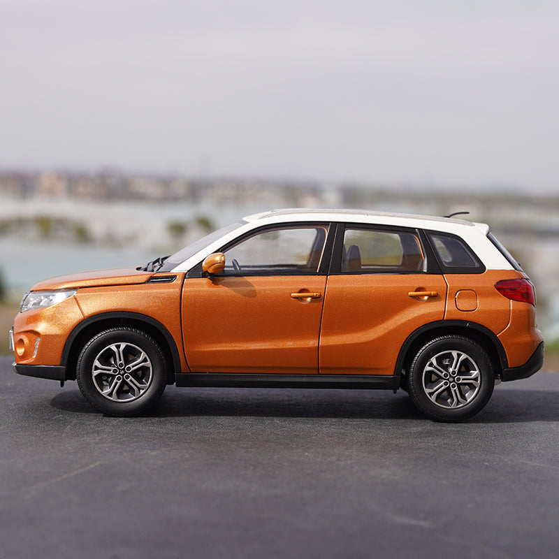 Original factory Changan Orange/Red/White 1:18 Suzuki Vitara Diecast alloy simulation car model for gift, collection Original factory Changan Orange/Red/White 1:18 Suzuki Vitara Diecast alloy simulation car model for gift, collection