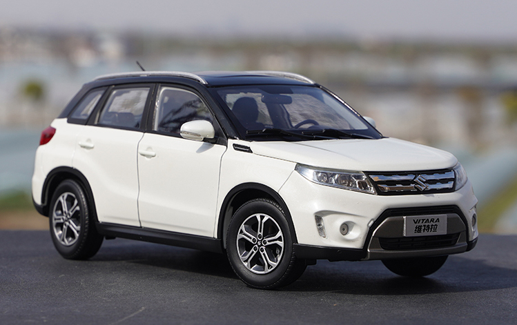 Original factory Changan Orange/Red/White 1:18 Suzuki Vitara Diecast alloy simulation car model for gift, collection Original factory Changan Orange/Red/White 1:18 Suzuki Vitara Diecast alloy simulation car model for gift, collection