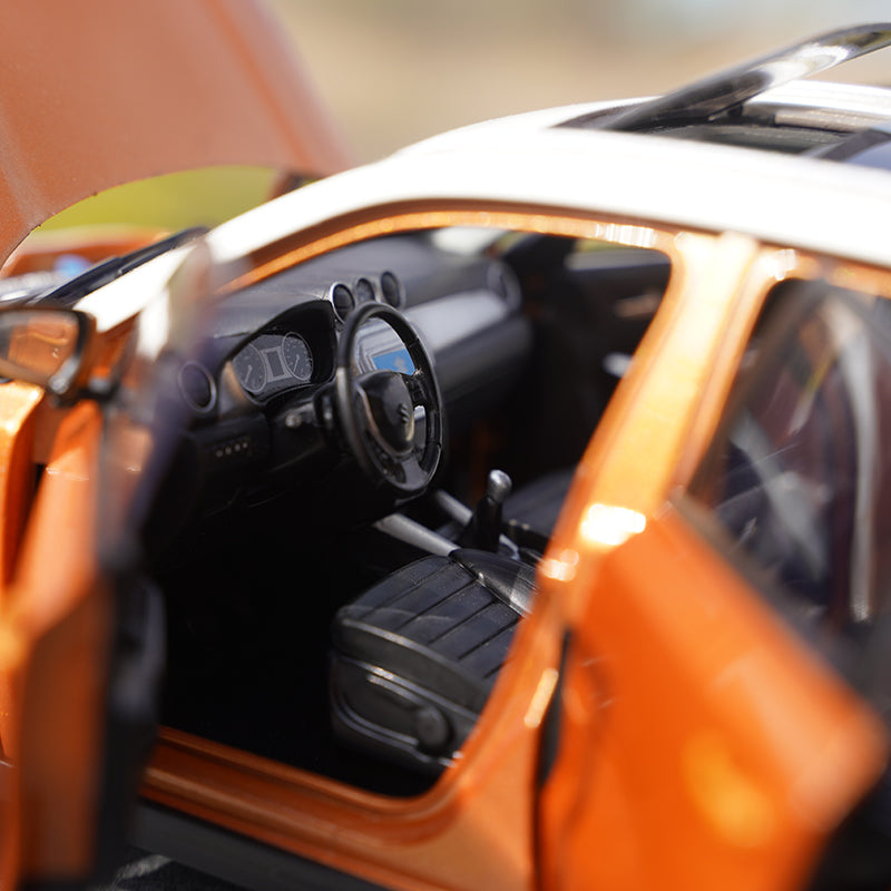 Original factory Changan Orange/Red/White 1:18 Suzuki Vitara Diecast alloy simulation car model for gift, collection Original factory Changan Orange/Red/White 1:18 Suzuki Vitara Diecast alloy simulation car model for gift, collection