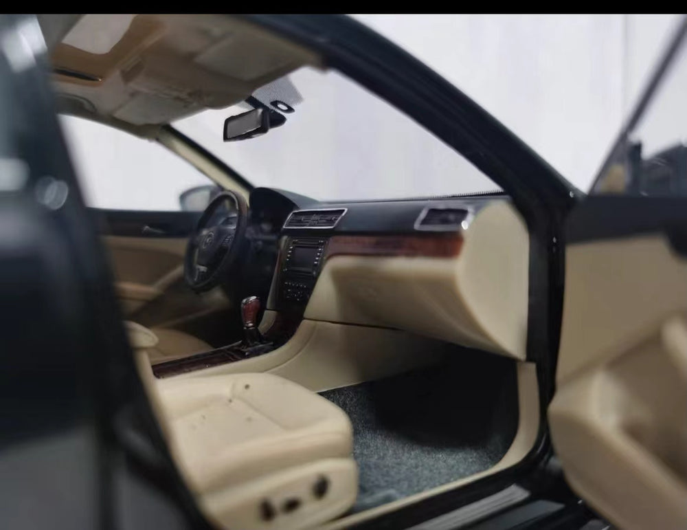 1:18 Volkswagen VW NEW passat 2011 version black diecast scale car model for collection 1:18 Volkswagen VW NEW passat 2011 version black diecast scale car model for collection